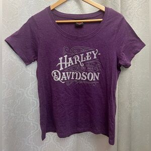 EUC Harley Davidson short sleeve t-shirt.